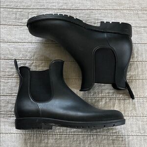 Black Chelsea Rain Boots